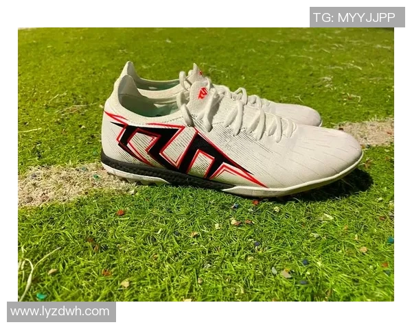 足球明星鞋码大揭秘揭示他们的场上秘密与风格选择